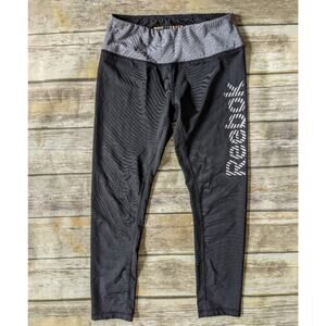 Reebok Cropped Workout Leggings black sz XS